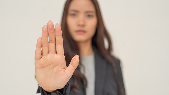 Gewalt gegen Frauen