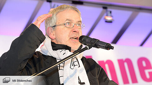 Willi Russ auf der Demonstration in Dresden