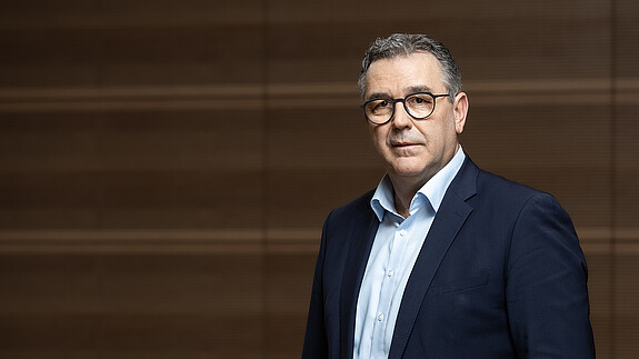 Das Foto zeigt dbb-Vize Andreas Hemsing.