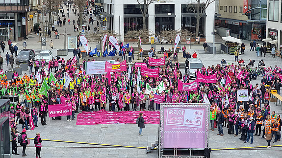 Einkommensrunde bei Bund und Kommunen 2023: Demo in Fulda
