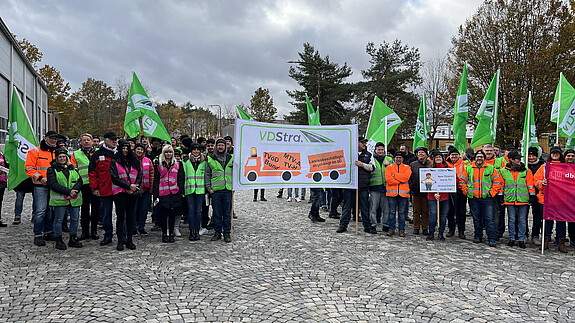 Rund 100 Menschen haben an der Protestaktion in Rohrbach teilgenommen.